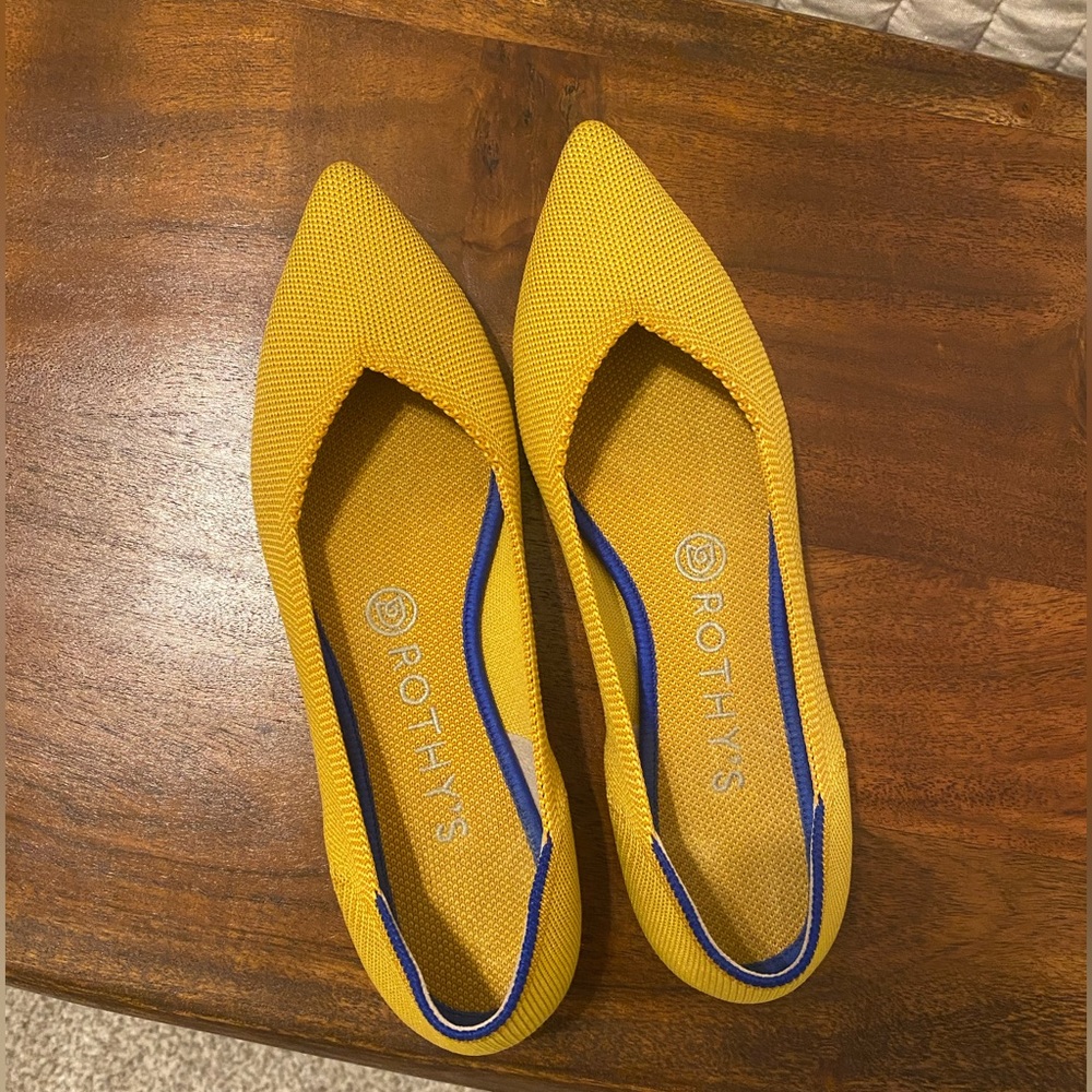 Rothy’s Shoes Point Flat in Marigold
